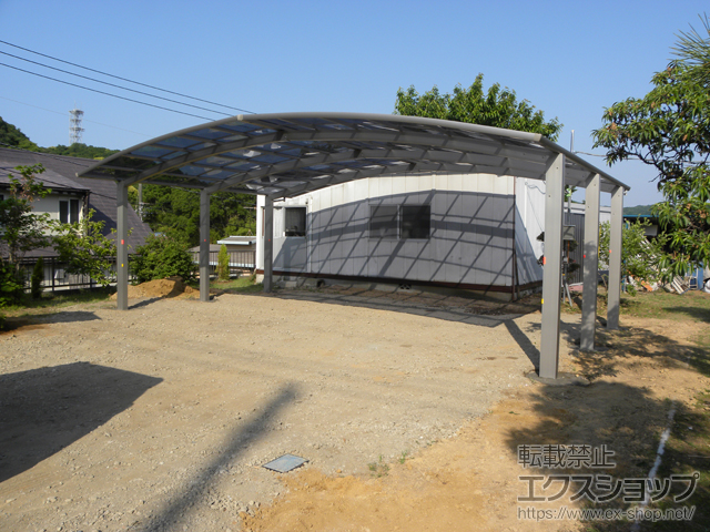 神奈川県平塚市ののカーポート レイナトリプルポートグラン　積雪〜20cm対応*6本柱仕様 施工例