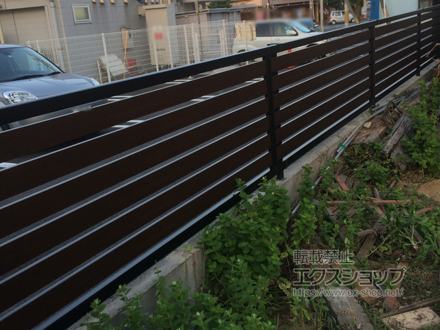和歌山県和歌山市ののフェンス・柵 モクアルフェンス 横板タイプ 自由柱施工 施工例