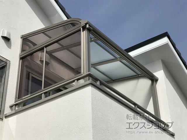 滋賀県彦根市のLIXIL(リクシル)のバルコニー・ベランダ屋根 スピーネ R型 1500 屋根タイプ 単体 積雪～50cm対応 施工例