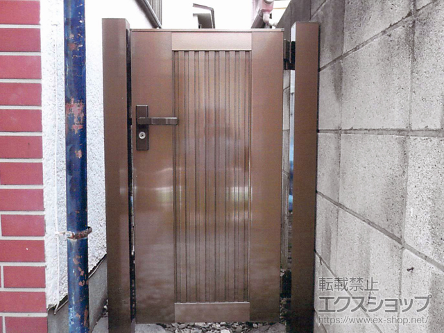 神奈川県川崎市のの門扉 ライシス門扉 6型 たて目隠し 片開き 柱使用 施工例