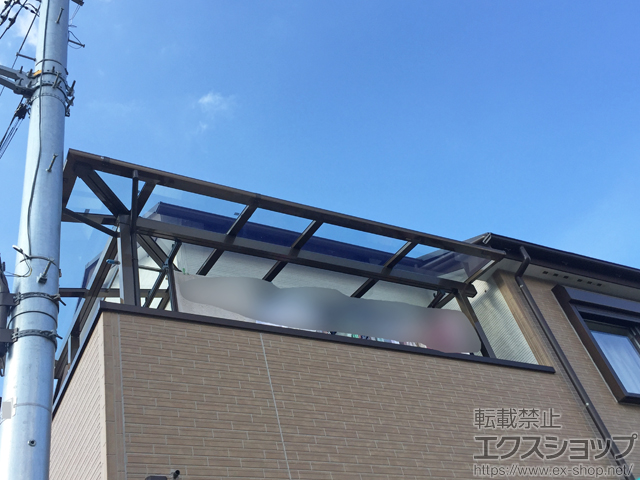 東京都足立区ののテラス屋根 スピーネ F型 テラスタイプ 単体 積雪〜20cm対応 ※正面台形納まり 施工例