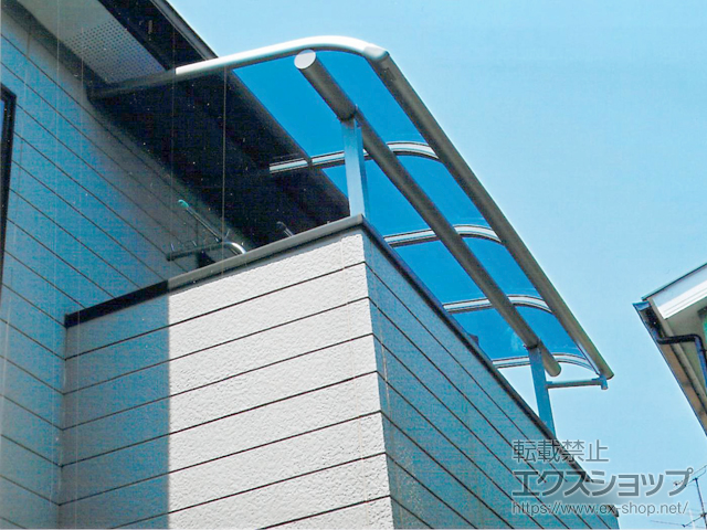 静岡県静岡市ののバルコニー・ベランダ屋根 プレシオステラス R型 屋根タイプ 単体 積雪〜20cm対応 施工例