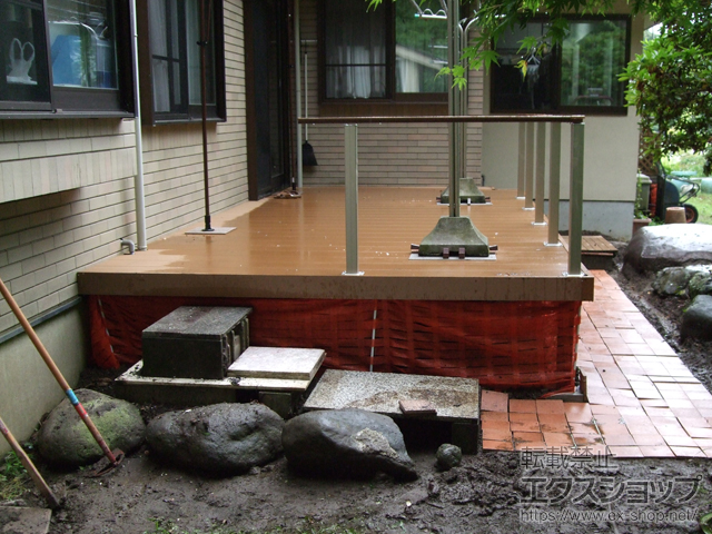 神奈川県鎌倉市ののウッドデッキ リウッドデッキ 200 施工例