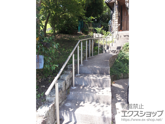 神奈川県三浦郡葉山町ののフェンス・柵 パルトナーUDフェンス1型（手すり）自立タイプ*笠木のみタイプ 施工例