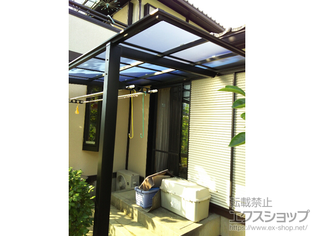 広島県広島市ののテラス屋根 フーゴF 独立テラスタイプ 単体 積雪〜20cm対応 施工例