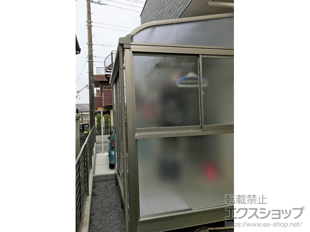 千葉県船橋市のLIXIL リクシル（トステム）のテラス囲い・サンルーム サニージュ R型 床納まり ランマ無 積雪〜20cm対応 施工例