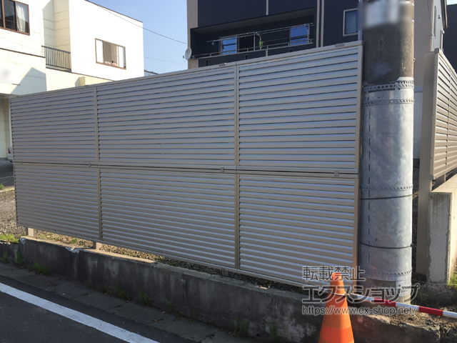 宮城県多賀城市ののフェンス・柵 ミエーネフェンス 目隠しルーバータイプ 2段支柱 施工例