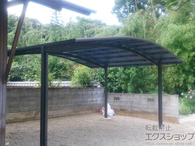 神奈川県足柄上郡中井町ののカーポート ネスカR (ラウンドスタイル) ワイド 積雪〜20cm対応 施工例