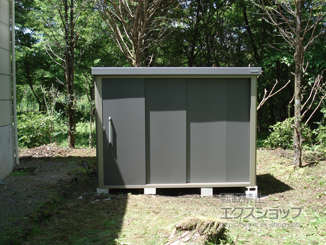 長野県北佐久郡軽井沢町のの物置・屋外倉庫 エスケーエイト SK8-130 一般型 2600×1600×1940 SK8-130 施工例