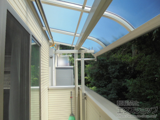 東京都練馬区ののバルコニー・ベランダ屋根 ヴェクターテラス R型 屋根タイプ 単体 積雪〜20cm対応 施工例