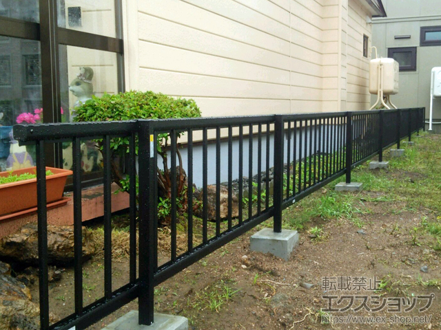 北海道札幌市ののフェンス・柵 ミエッタフェンス 防犯たて格子タイプ 自由柱 施工例