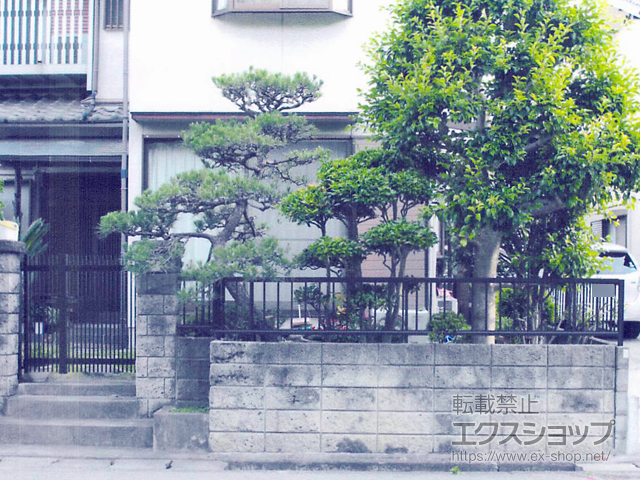 兵庫県たつの市ののフェンス・柵 シンプレオフェンスT2型 縦格子16本 自由柱施工 施工例