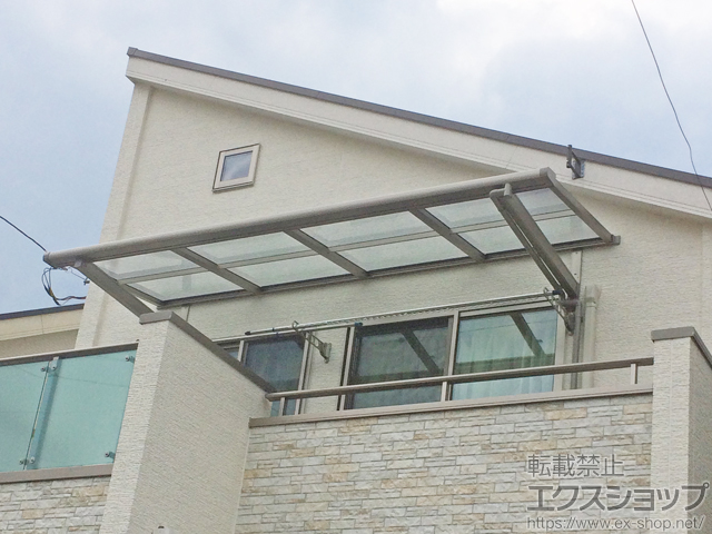 東京都国分寺市ののバルコニー・ベランダ屋根 スピーネ F型 ルーフタイプ 単体 積雪〜20cm対応 施工例