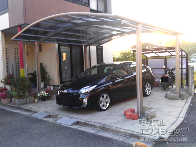 和歌山県和歌山市ののカーポート レイナツインポートグラン　積雪〜20cm対応 施工例