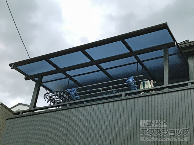 大阪府大阪市ののバルコニー・ベランダ屋根 ヴェクターテラス Ｆ型 屋根タイプ 単体 積雪〜20cm対応 施工例