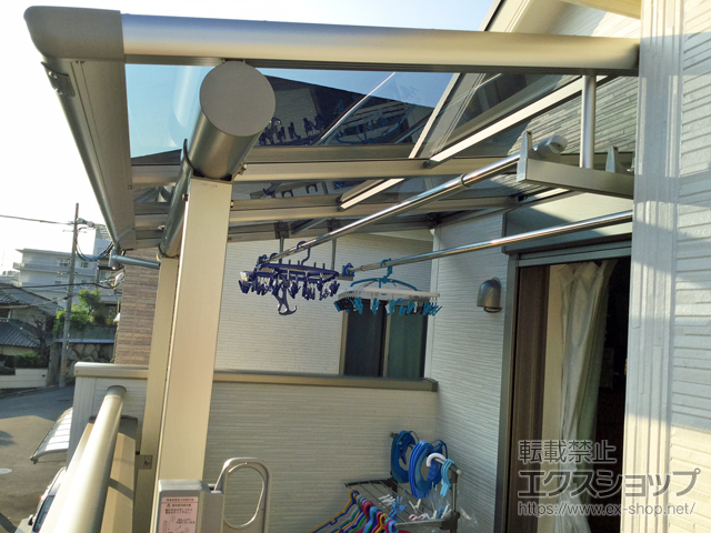 大阪府枚方市ののバルコニー・ベランダ屋根 ヴェクターテラス F型 屋根タイプ 単体 積雪〜20cm対応 施工例