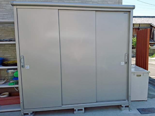 愛媛県松山市のの物置・屋外倉庫 エスモ 一般型 2100×650×1959 ESE-2106A-SS 施工例