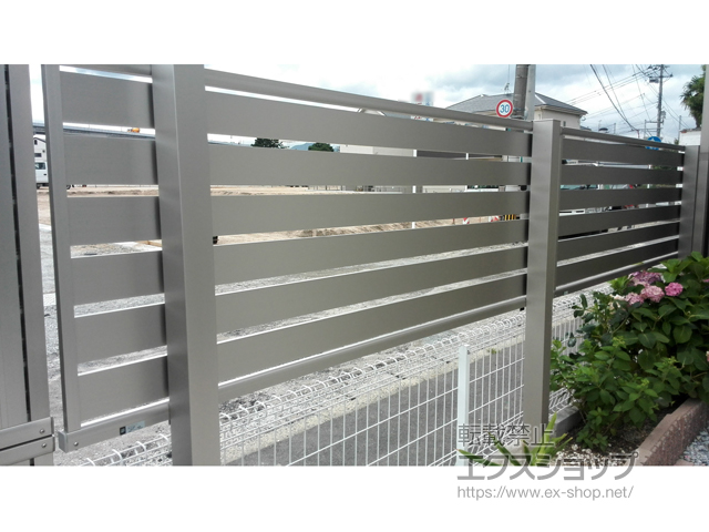 福岡県北九州市のの シンプレオフェンスSY1型 横スリットタイプ 2段支柱施工(上段1段施工) 施工例