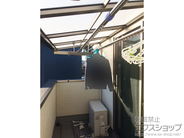 神奈川県横浜市のLIXIL リクシル（トステム）のバルコニー・ベランダ屋根 パワーアルファ F型 ルーフタイプ 単体 積雪〜30cm対応 施工例