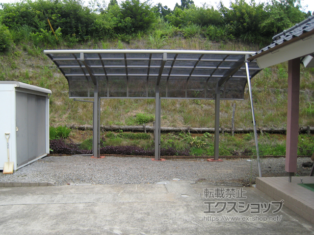 群馬県吾妻郡高山村のLIXIL リクシル（トステム）のカーポート テールポートシグマIII 1500 積雪〜50cm対応 施工例