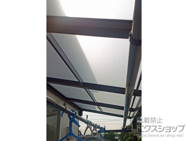 千葉県船橋市ののバルコニー・ベランダ屋根 スピーネ F型 屋根タイプ 単体 積雪〜20cm対応 施工例