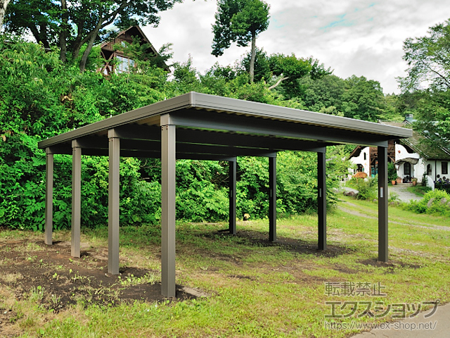 長野県上水内郡信濃町のLIXIL リクシル（トステム）のカーポート テリオスポートIII 6000 2台用 角柱8本仕様 積雪〜200cm対応 施工例