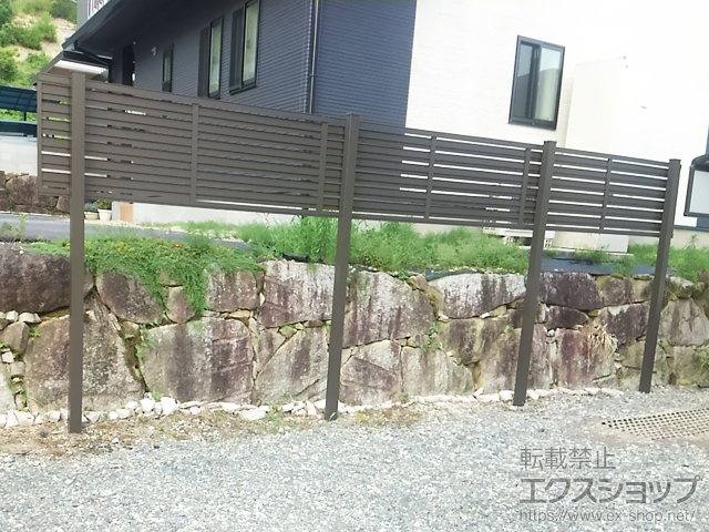 岐阜県恵那市のLIXIL リクシル(新日軽)のフェンス・柵 セレビューフェンス R3型 2段柱・3段柱[控え柱なし・60角/75角] 施工例