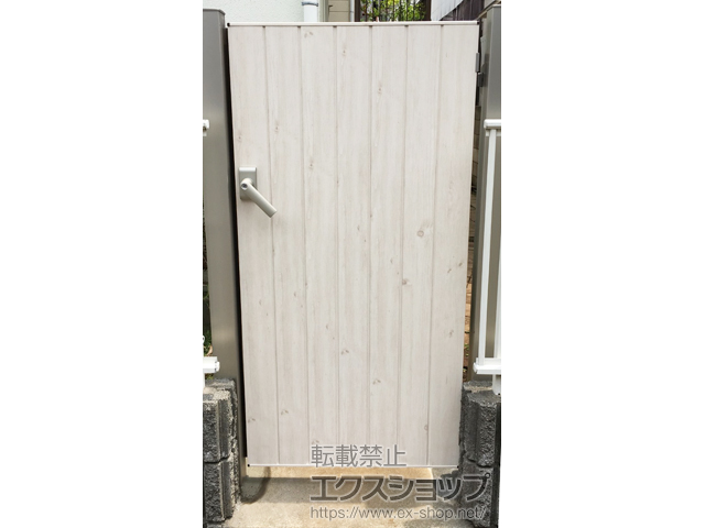 埼玉県所沢市のの門扉 エバーアートウッド門扉 ナチュラルスタイル 片開き 施工例