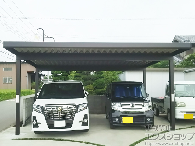 山梨県甲斐市ののカーポート レオンポートneo 2台用 角柱4本仕様 積雪〜50cm対応 施工例