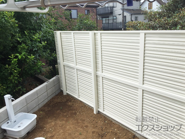 千葉県松戸市ののフェンス・柵 シンプレオフェンス13型 ルーバータイプ 自由柱 施工例