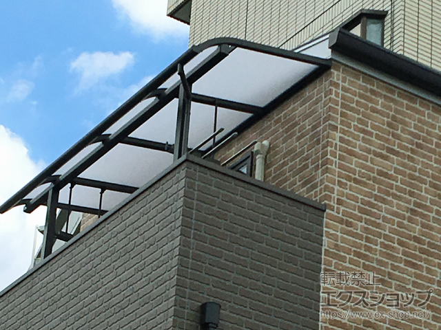 大阪府大阪市ののバルコニー・ベランダ屋根 スピーネ R型 屋根タイプ 単体 積雪〜20cm対応 施工例