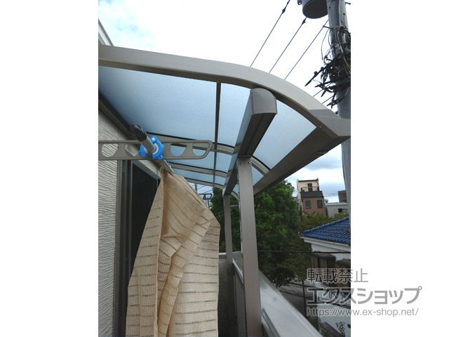 東京都足立区ののバルコニー・ベランダ屋根 スピーネR型 屋根タイプ 単体 積雪〜20cm対応 施工例