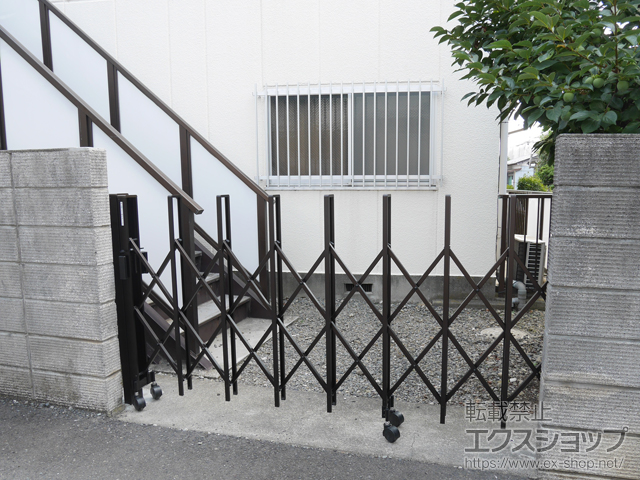 東京都日野市ののカーゲート トリップゲート RA型 ノンレール 片開き 24S 施工例