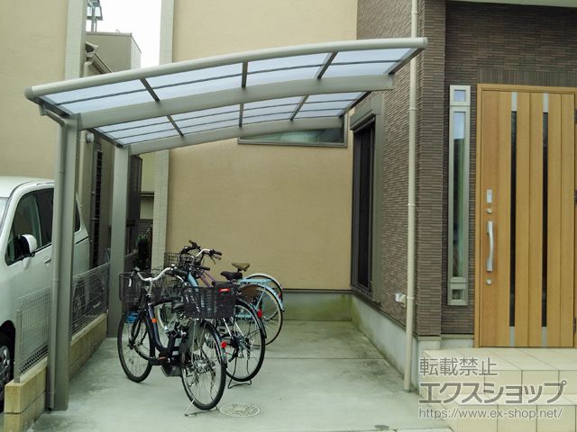 大阪府豊中市ののカーポート ネスカR (ラウンドスタイル) 積雪〜20cm対応 施工例