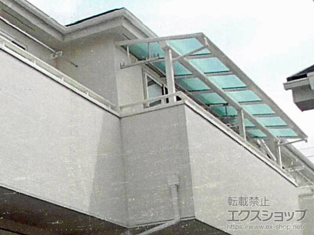 東京都練馬区ののバルコニー・ベランダ屋根 ヴェクターテラス F型 屋根タイプ 連棟 積雪〜20cm対応 施工例