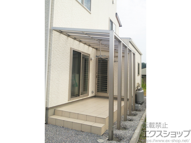 三重県四日市市ののテラス屋根 アウタールーフ Aタイプ 積雪〜50ｃｍ対応 施工例