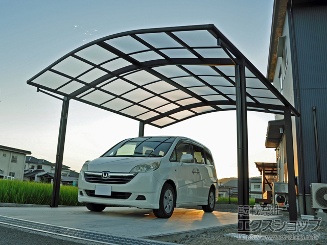 大分県日田市ののカーポート レイナツインポートグラン　積雪〜20cm対応 施工例