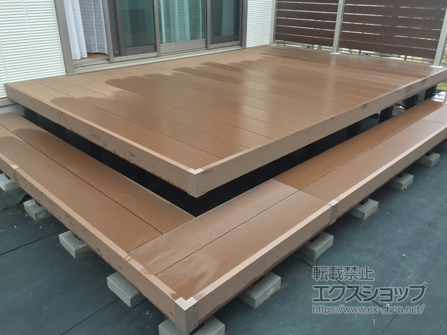 東京都町田市ののウッドデッキ リウッドデッキ 200 施工例