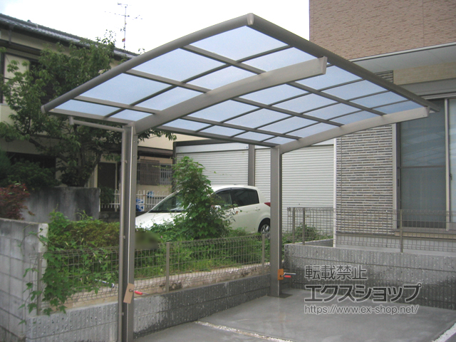 大阪府豊中市ののカーポート ネスカR (ラウンドスタイル) 積雪〜20cm対応 施工例