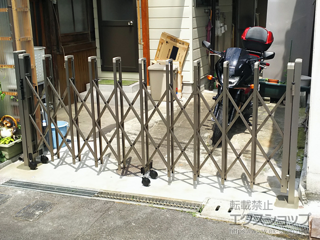 京都府京都市ののカーゲート トリップゲート RB型 ノンレール 片開き 30S 施工例