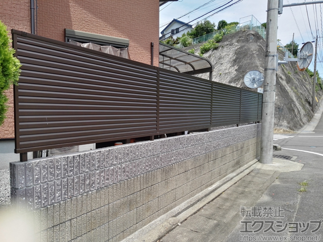 宮崎県宮崎市ののフェンス・柵 ミエーネフェンス 目隠しルーバータイプ 自由柱施工 施工例