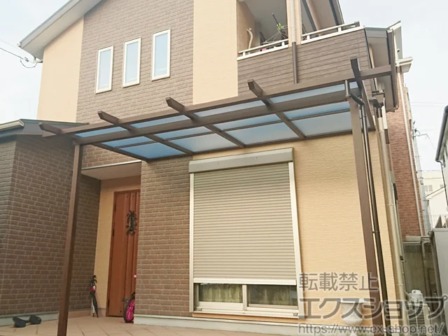 大阪府茨木市のYKKAPのテラス屋根 サザンテラス (パーゴラ仕様) テラスタイプ 単体 施工例