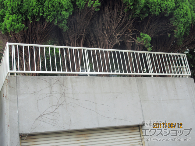 神奈川県藤沢市ののフェンス・柵 ミエッタフェンス 防犯たて格子タイプ 自由柱 施工例