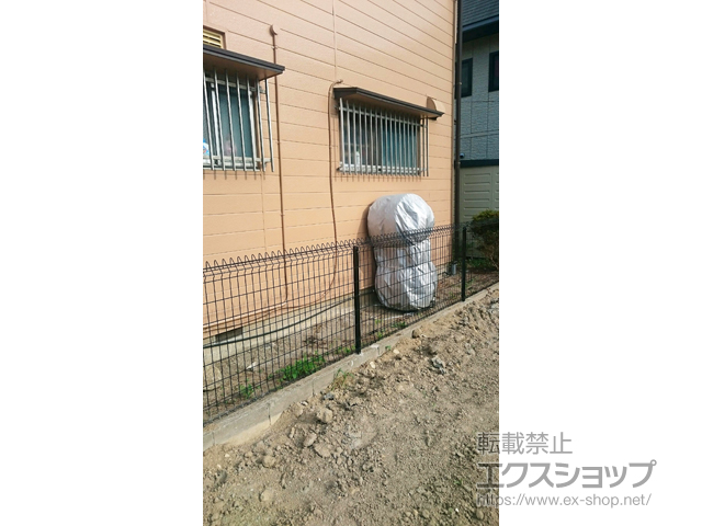愛知県愛知県岡崎市ののフェンス・柵 メッシュフェンス G10-R 自在柱 施工例
