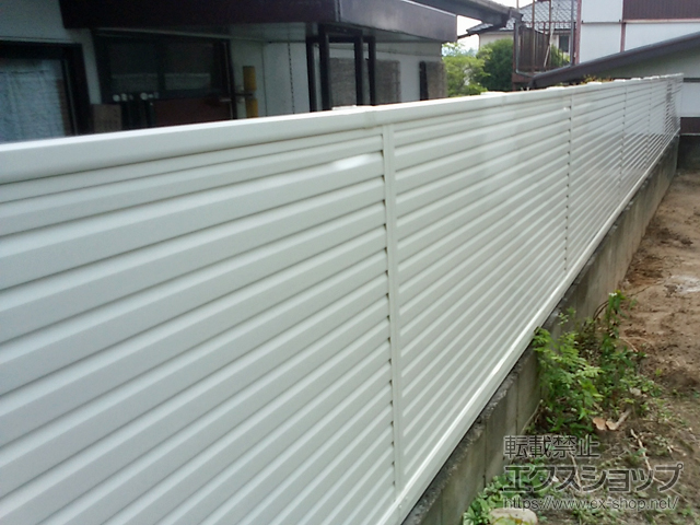 福岡県太宰府市ののフェンス・柵 ミエーネフェンス 目隠しルーバータイプ 自由柱施工 施工例