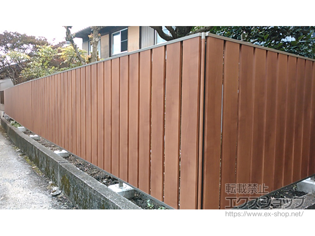 三重県いなべ市ののフェンス・柵 ジオーナフェンス TS型 マテリアルカラー フリーポールタイプ 施工例