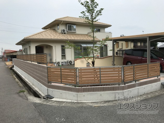 愛媛県西条市のLIXIL リクシル(新日軽)のフェンス・柵 セレビューフェンス RP3型 自在柱式 施工例