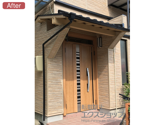 大阪府堺市のLIXIL リクシル（トステム）の玄関ドア リシェントII 断熱K4仕様 親子仕様(ランマ付)L E90型 施工例