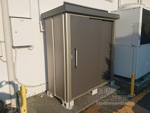 山梨県南都留郡富士河口湖町のの物置・屋外倉庫 エスケーエイト SK8-50 一般型 1800×800×1940 SK8-50 施工例