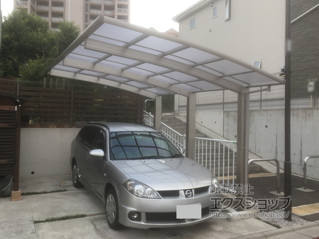 東京都八王子市ののカーポート レイナポートグラン50 積雪〜50cm対応*3本柱仕様 施工例